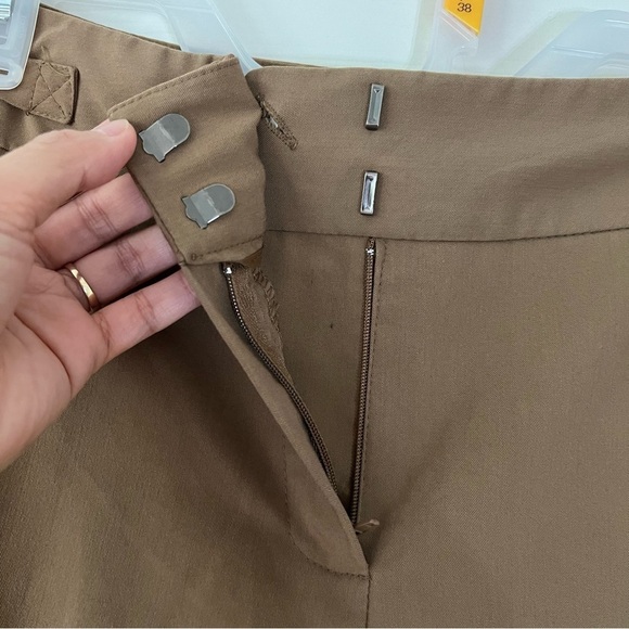 2/$25 Larry Levine Womens Cullote Pants Capri 10 Brown High Waist Flat Loose - Picture 7 of 16